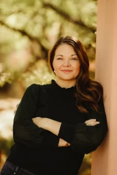 3C1A4950 - K L Thompson