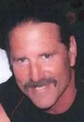 Charlie - Sleeveless - Charles Olachea