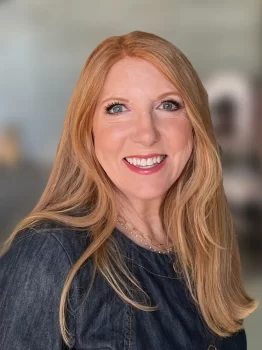 headshot - Creative Commerce Group Kim Resch